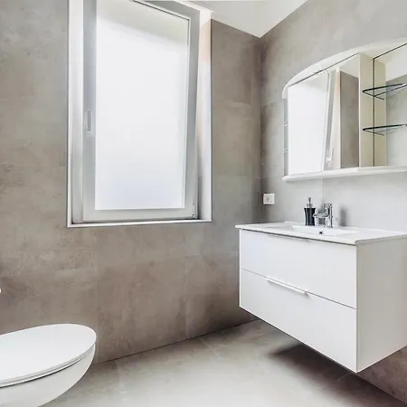 Vendégház The Novels 3*